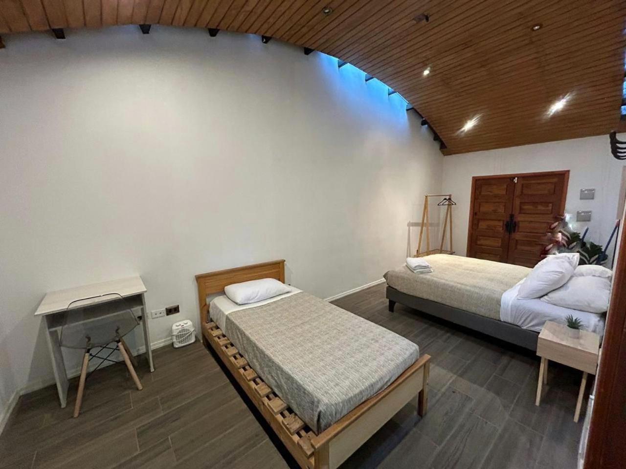 Yogi Hostels Santiago de Chile Zewnętrze zdjęcie